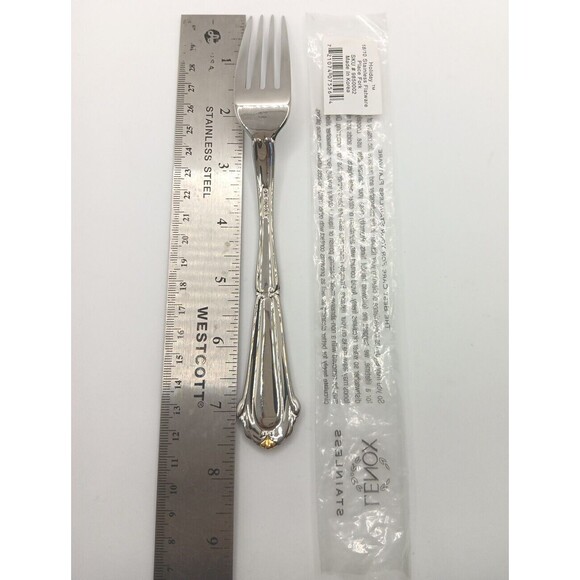Lenox Holiday Holly & Berry Place Fork Stainless 18/10 Vietnam Free NOS VTG - Picture 4 of 5